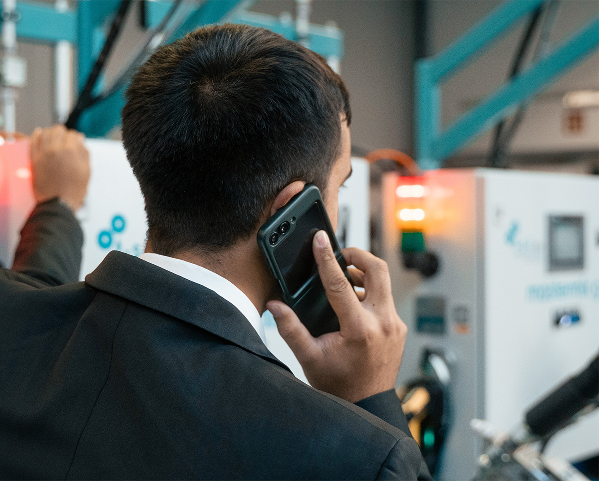 adhesive+ - Ihr Dienstleister für Klebtechnik